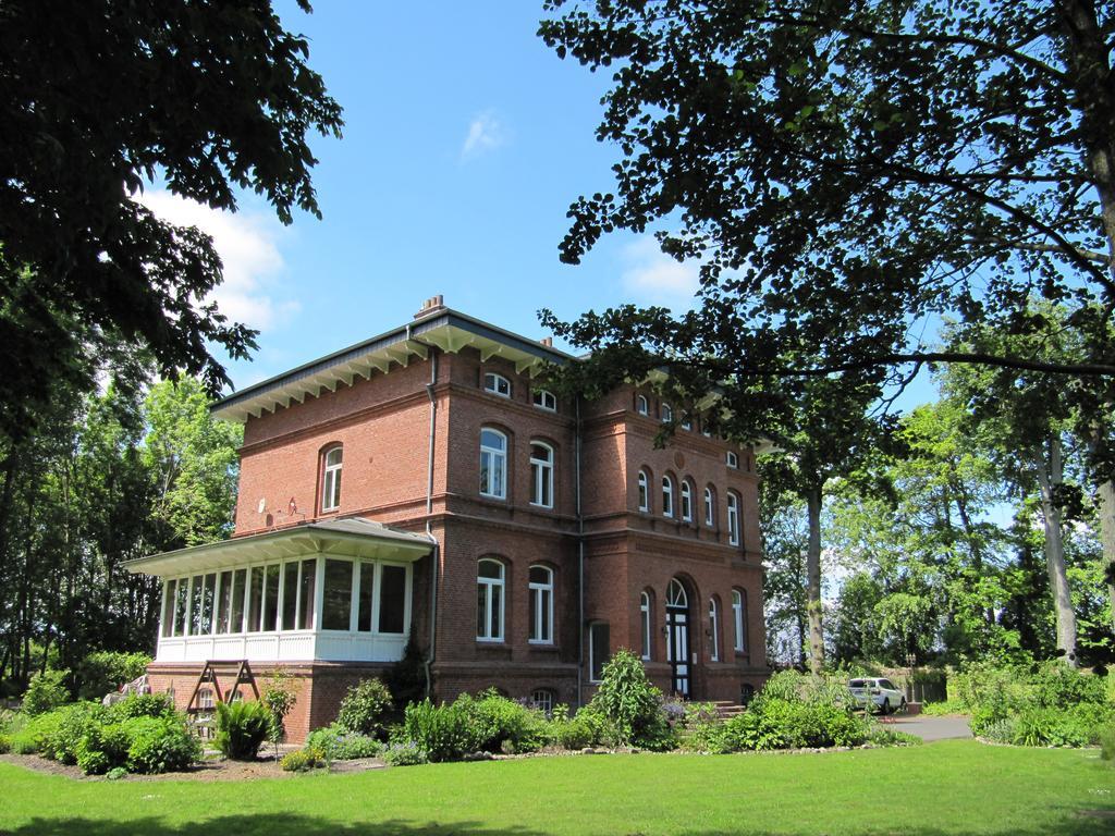 Haus Im Park Apartment Wesselburen Luaran gambar