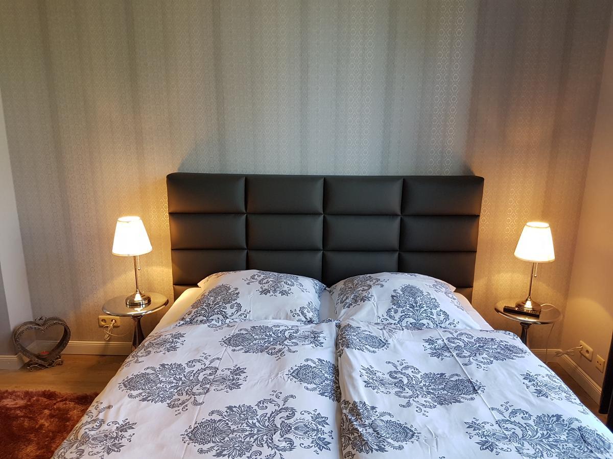 Haus Im Park Apartment Wesselburen Luaran gambar
