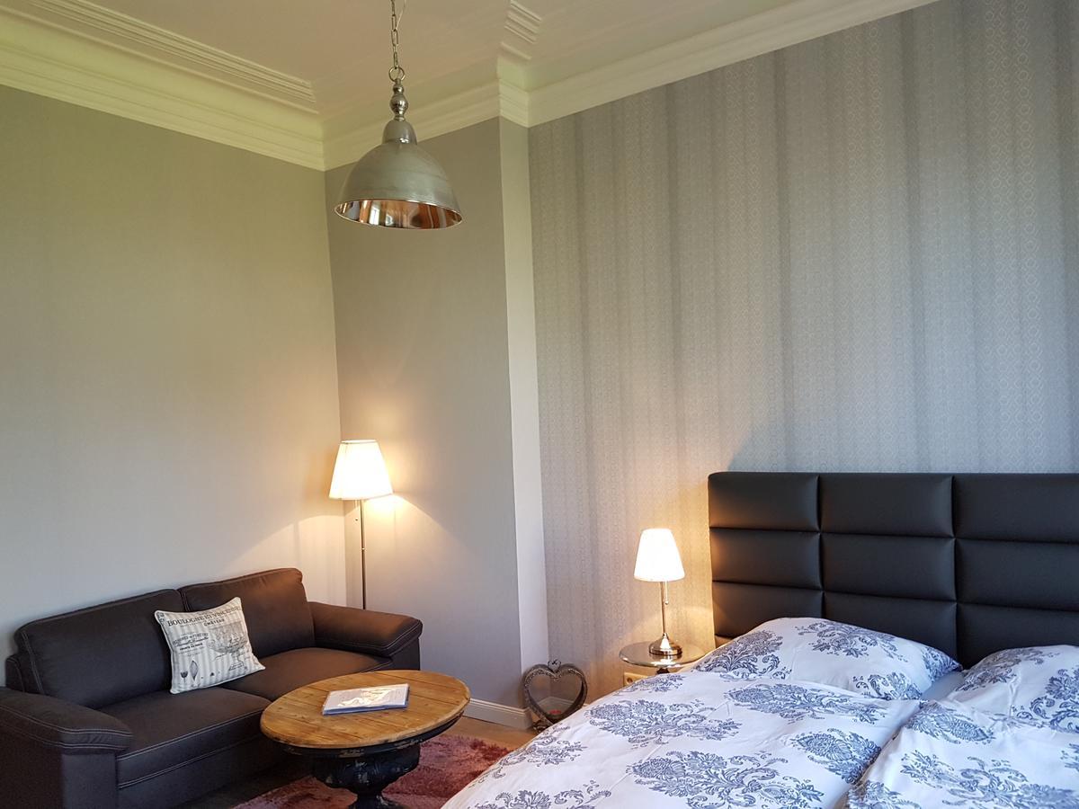 Haus Im Park Apartment Wesselburen Luaran gambar